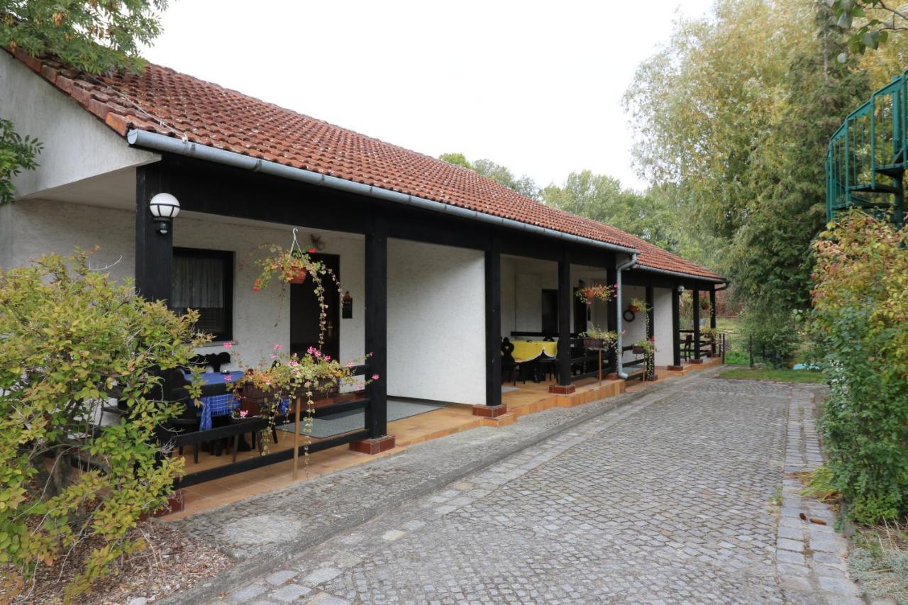 Spreewaldhotel Garni Raddusch Vetschau Dış mekan fotoğraf
